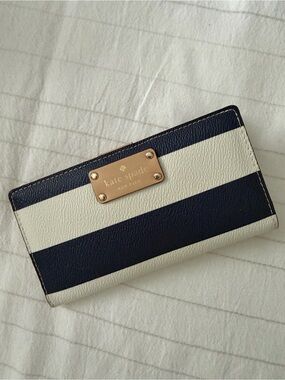 kate spade Navy and White Horizontal Stripe Continental Wallet with Gold Plaque